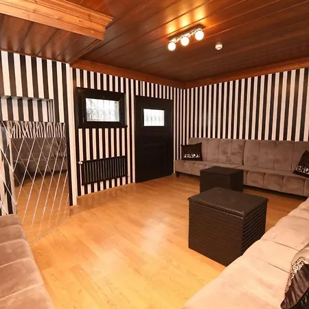Luxury Pavilion With Bosphorus View In Beylerbeyi Βίλα